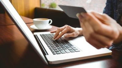 using credit card to make online purchases