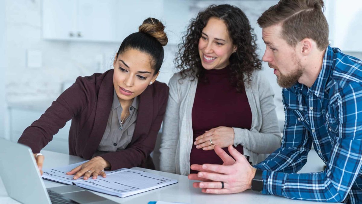 happy investors around computer, young investors, loans, finance