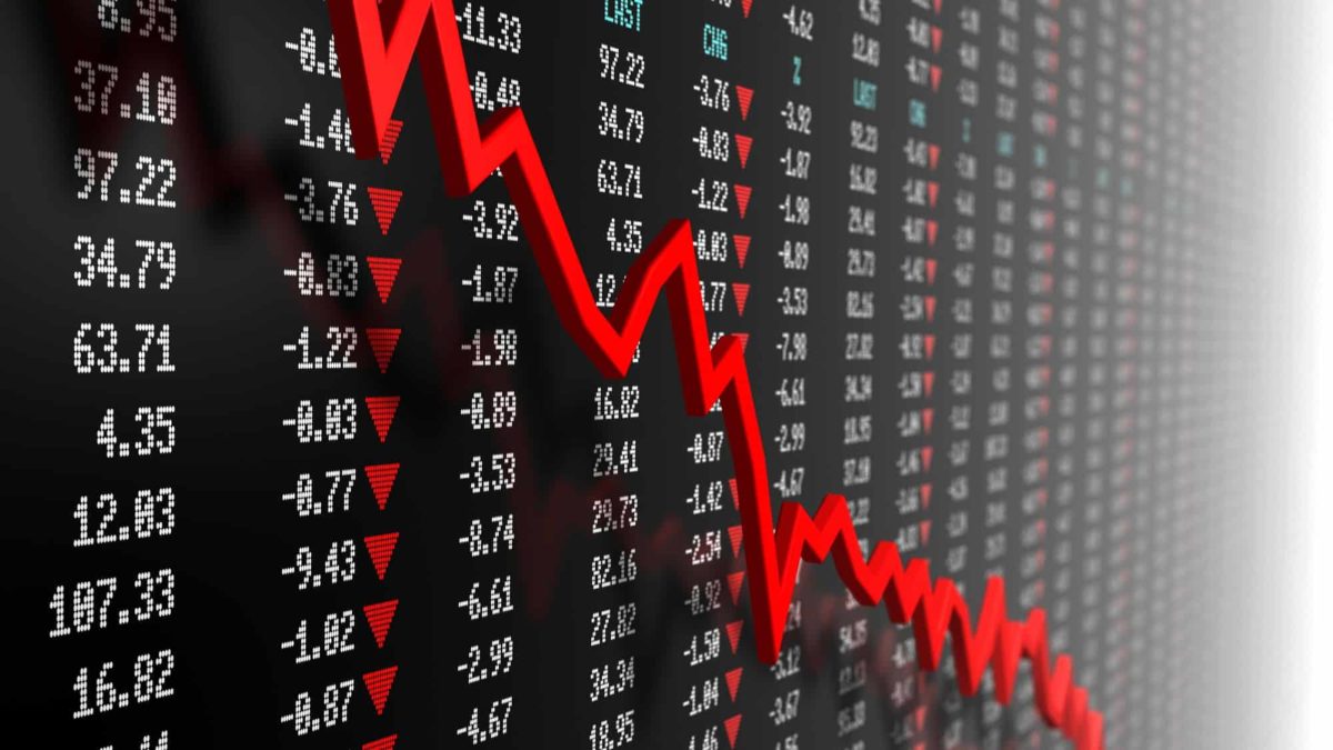 Red line going down on an ASX market chart which symbolises a falling share price.